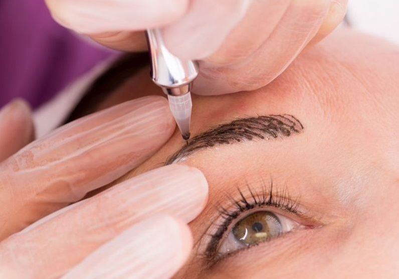 Permanentes Make-up - permanente Augenbrauen bei Linz Land
